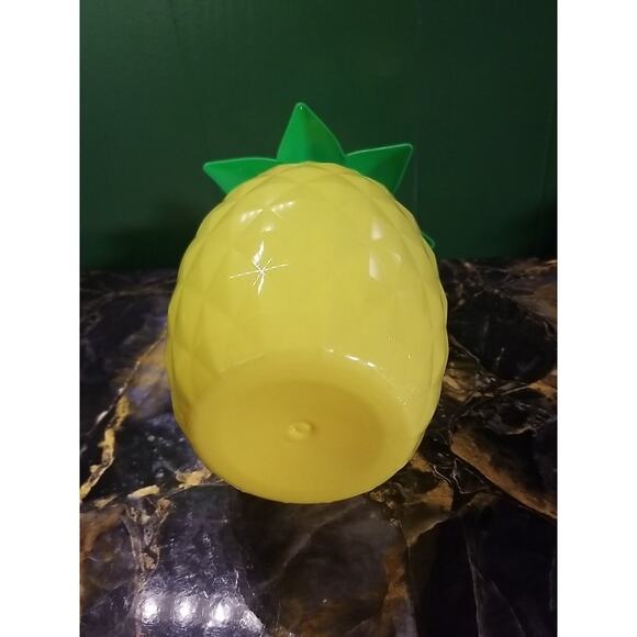Gigantic Pineapple 11”H Drink Tumbler W Straw Reusable Summer Beach Outdoor-NEW - Picture 2 of 6